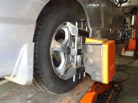 Wheel alignment