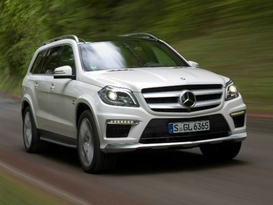 Mercedes GL 63 AMG in Action
