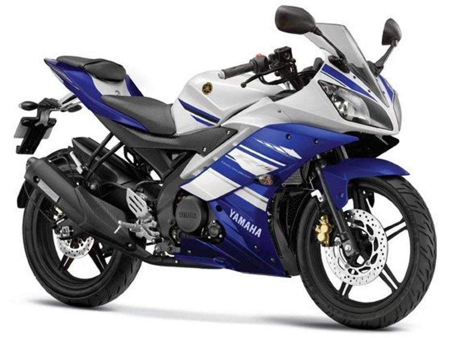 Yamaha R15 Version 2.0 in  Racing Blue