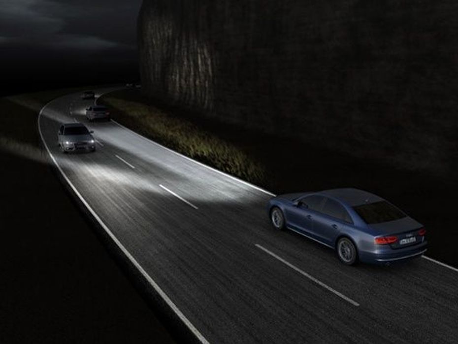 2014 Audi A8L Matrix LED lights