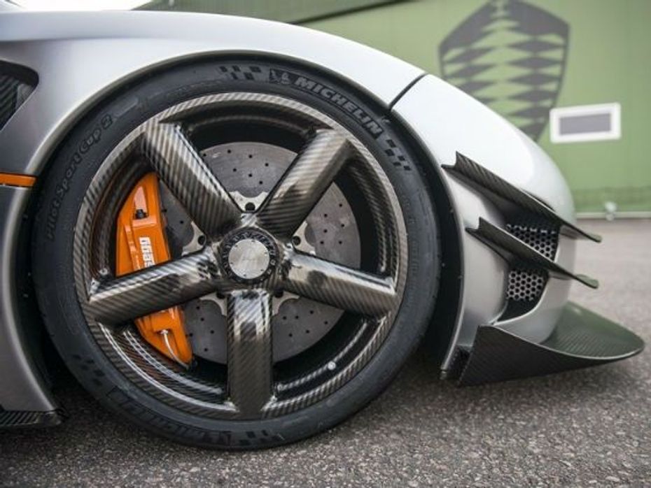 Koenigsegg One:1 carbon fiber wheels