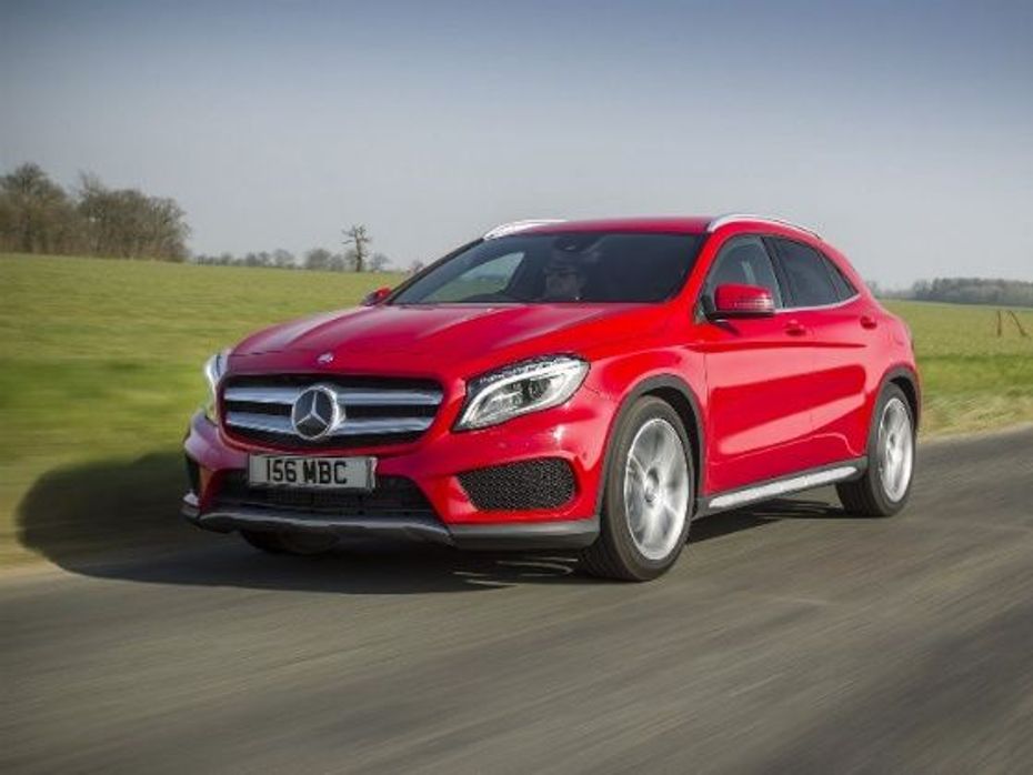 Mercedes-Benz GLA First Review tracking 2