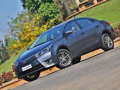 Video, gallery:Toyota unveils restyled 2014 Corolla