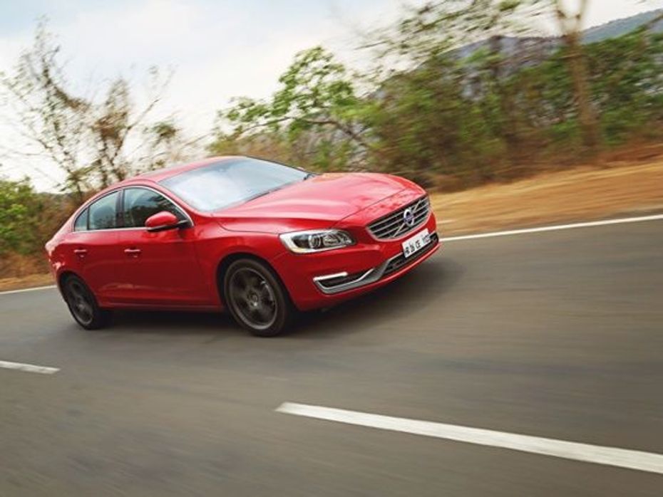 2014 Volvo S60 in action
