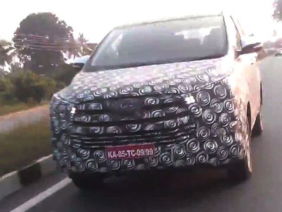 2016 Toyota Innova to come next year with LED DRLs