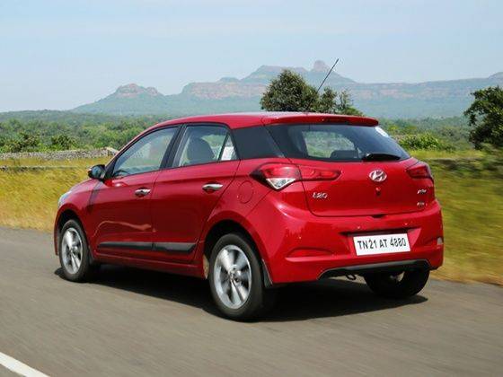 Hyundai Elite i20 5000km Long Term Review - ZigWheels