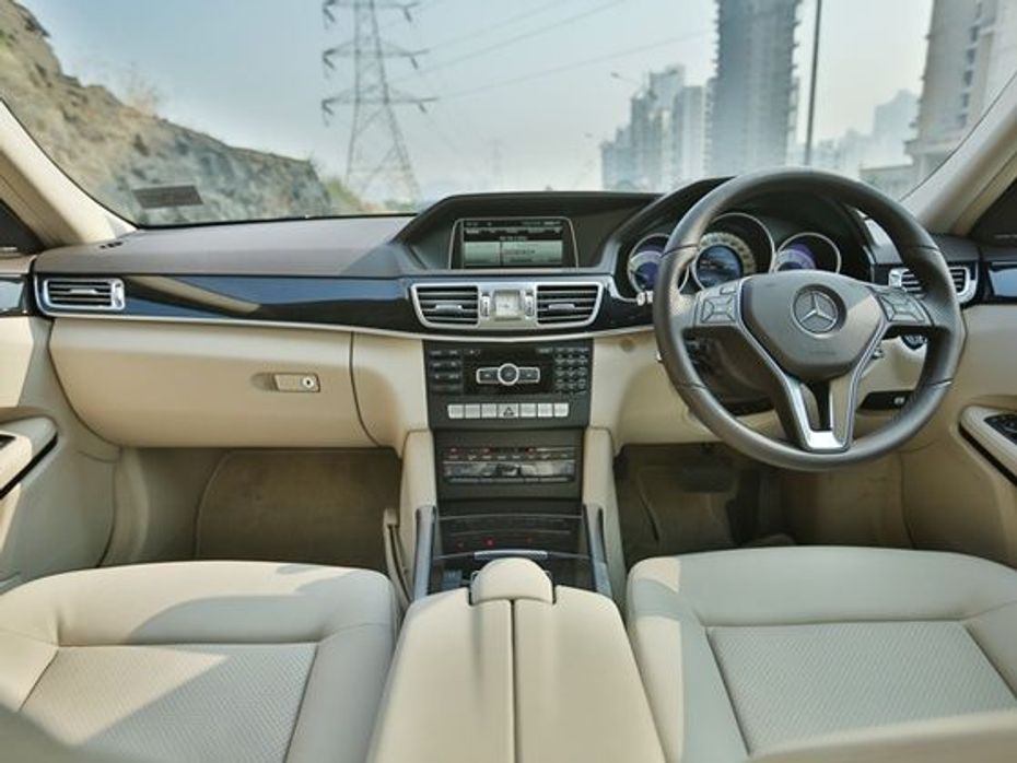 Mercedes-Benz E350 CDI interiors