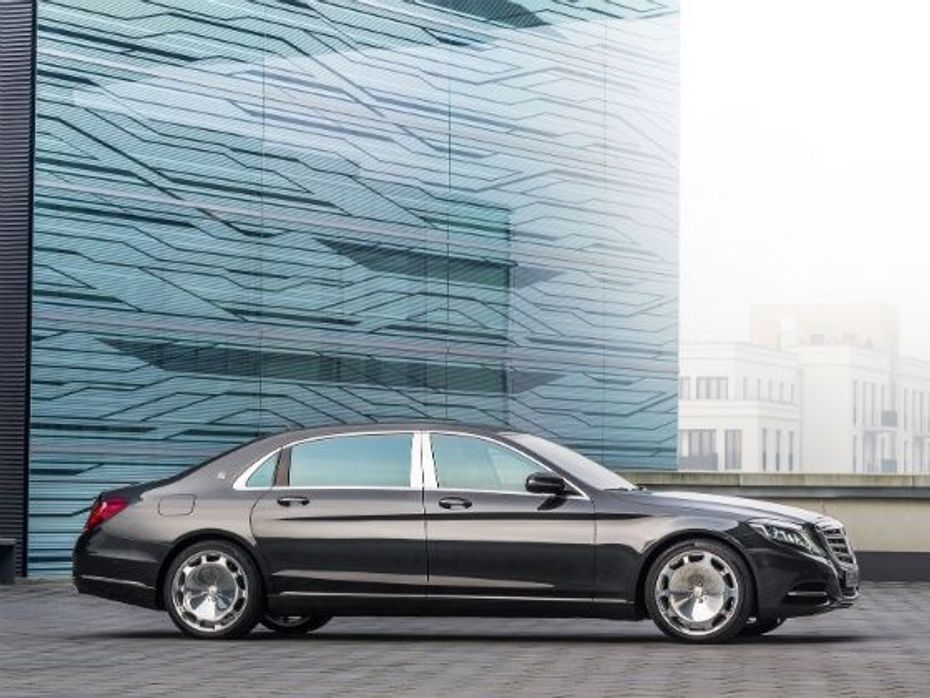 Mercedes-Benz S-Class Maybach side