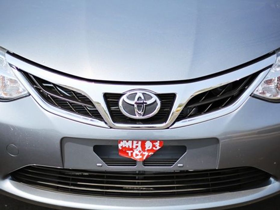 2014 new Toyota Etios front design changes