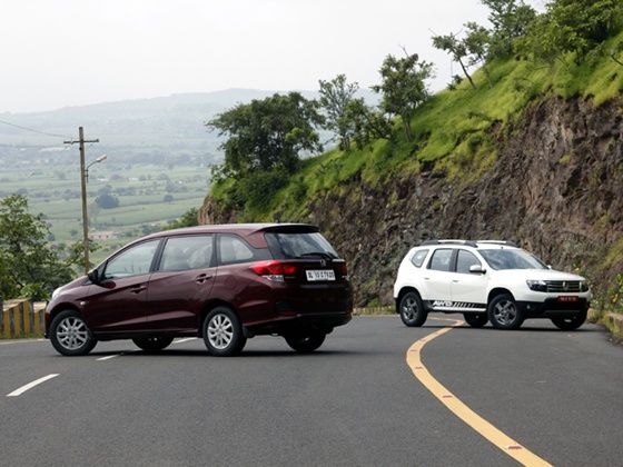 Mobilio vs Duster Mobilio vs Duster