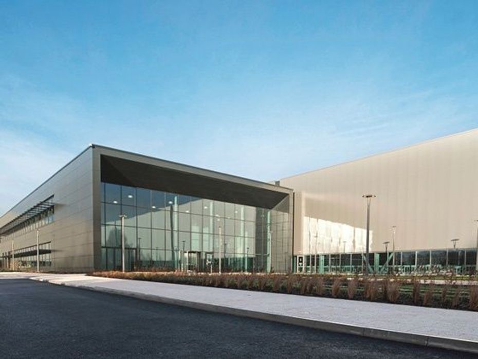 Jaguar Land Rover opens new engine plant in the UK