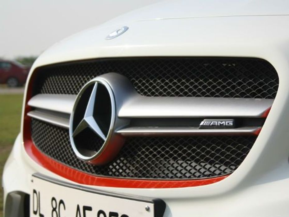 Mercedes GLA 45 AMG grille detail