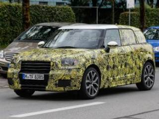 Next generation Mini Countryman spied