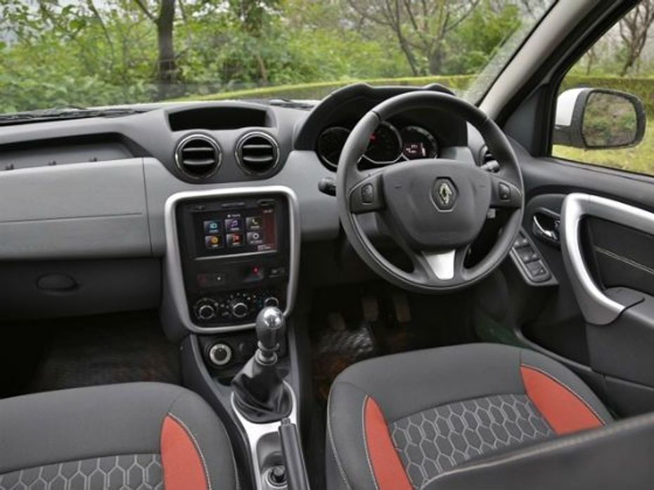 2014 Renault Duster AWD interior