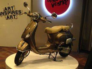 Vespa 946 Emporio Armani India Launch On October 25th - ZigWheels