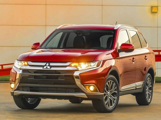 2016 Mitsubishi Outlander SUV unveiled at New York Auto Show - ZigWheels