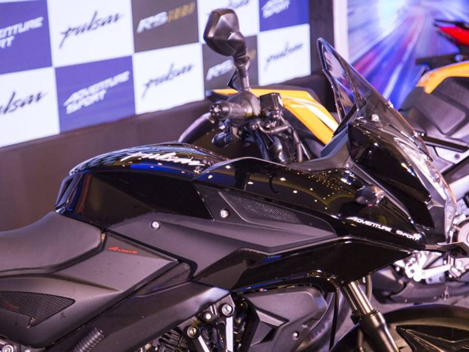 Bajaj Pulsar AS150 fairing and wind screen