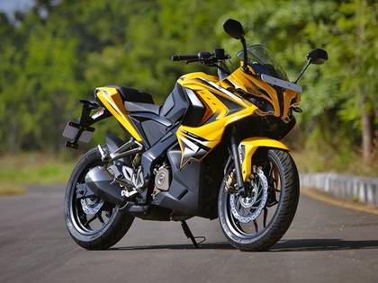 bajaj pulsar rs200 top speed