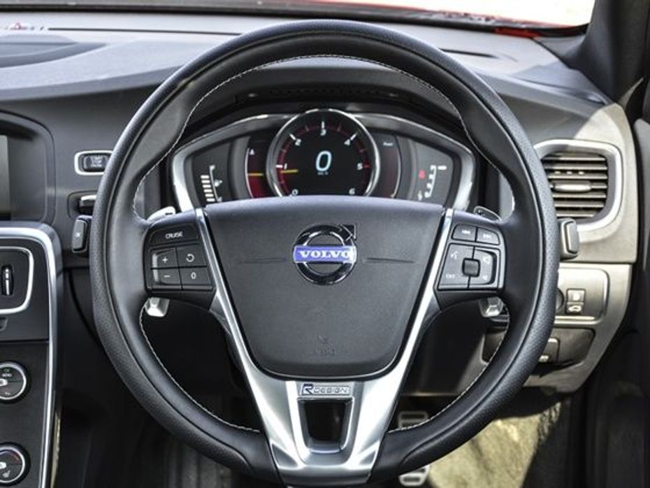 Volvo S60 R-Design steering wheel