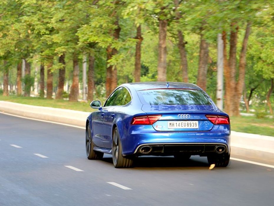2015 Audi RS7 rear action