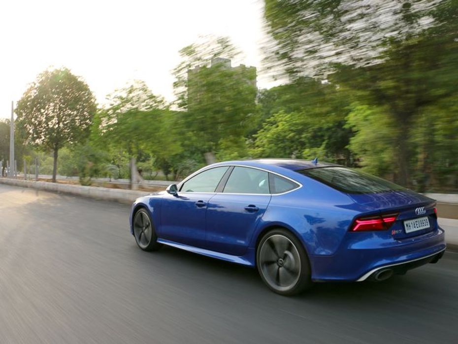2015 Audi RS7 rear action