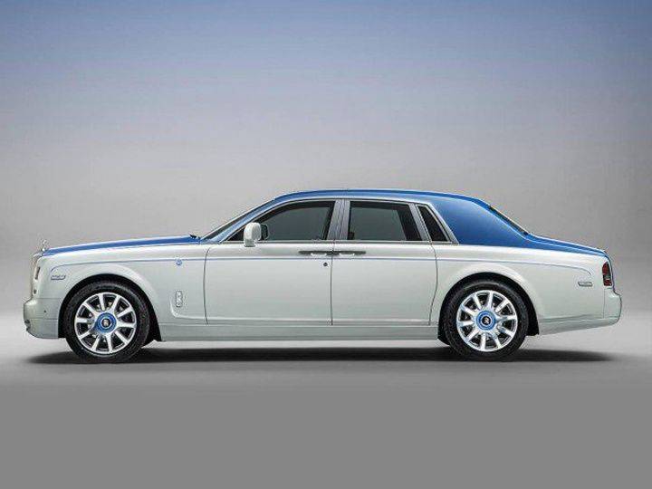 Discontinued RollsRoyce Phantom 2016 Images