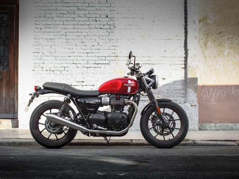 Triumph Bonneville Street Twin profile