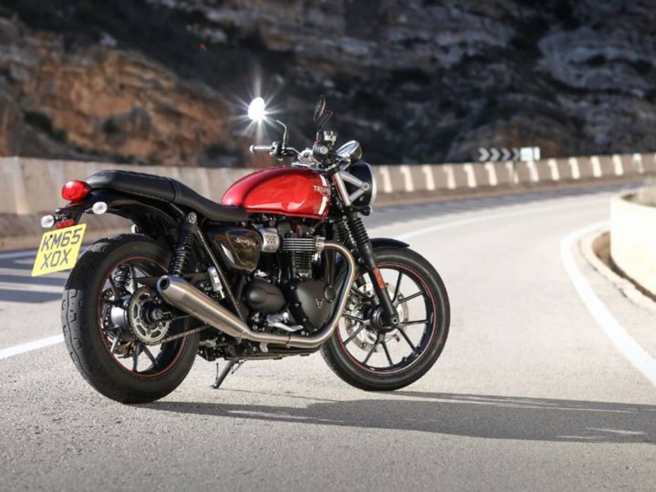 Triumph Bonneville Street Twin review rear