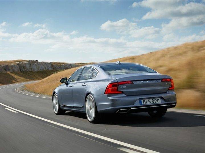 Volvo s90 hybrid