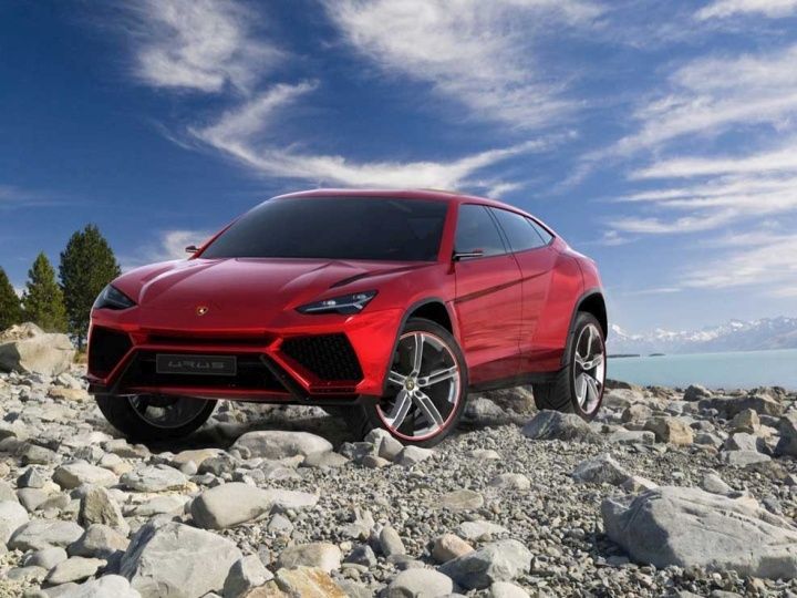 Lamborghini Urus to get an exclusive V8 engine - ZigWheels