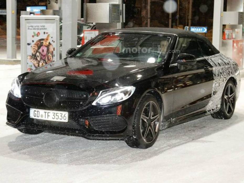 Mercedes-Benz C-Class Convertible spied near Arctic Cricle