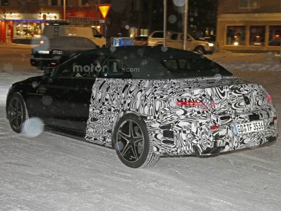 Mercedes-Benz C-Class Convertible spied near Arctic Cricle