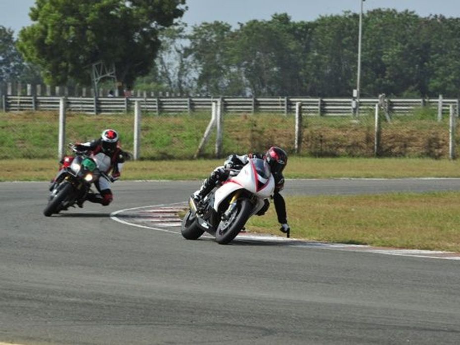2015 California Superbike School India - Reference points