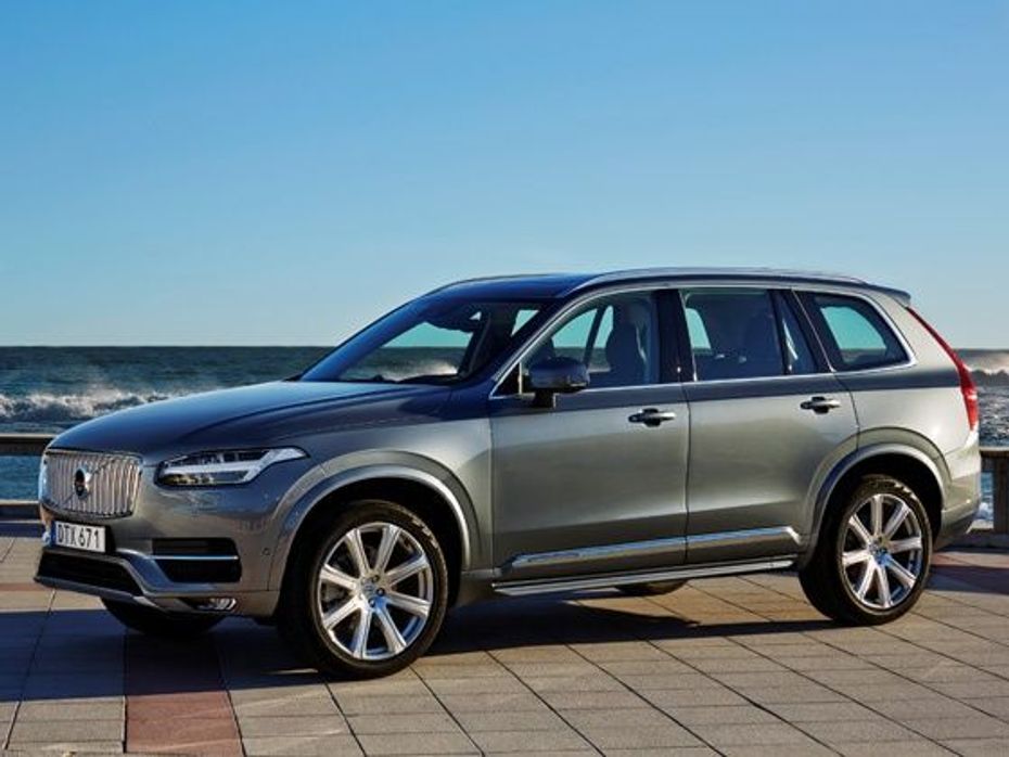 New Volvo XC90 drive review by ZigWheels