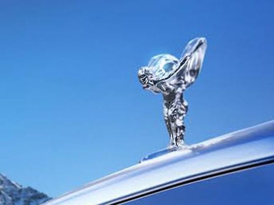Rolls-Royce SUV officially confirmed