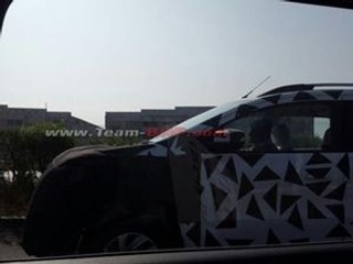 Chevrolet Spin MPV spied