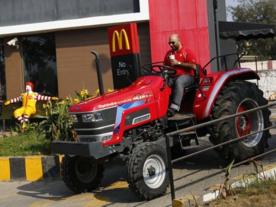 Mahindra Arjun Novo 650 DI-PS Tractor McDonalds 2