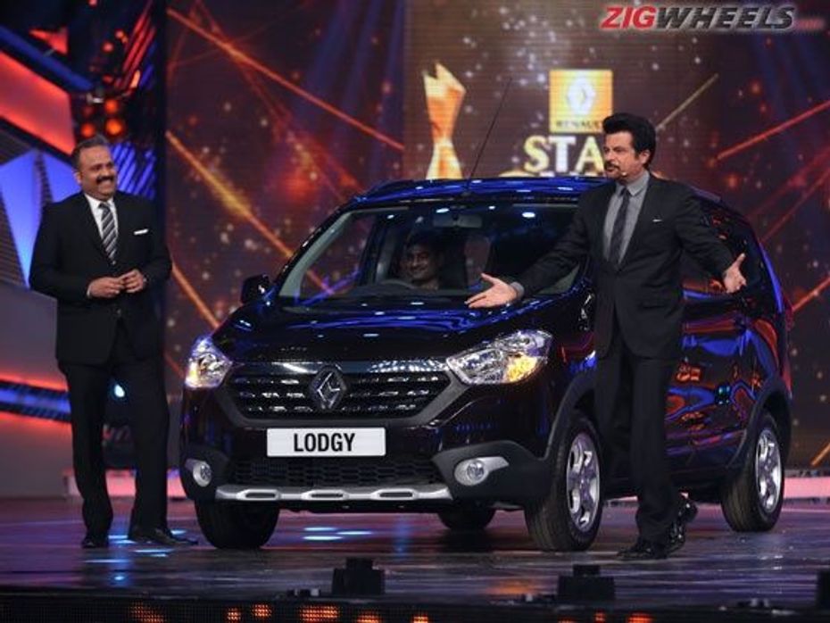 Renault Lodgy MPV unveiled by Anil Kapoor in India