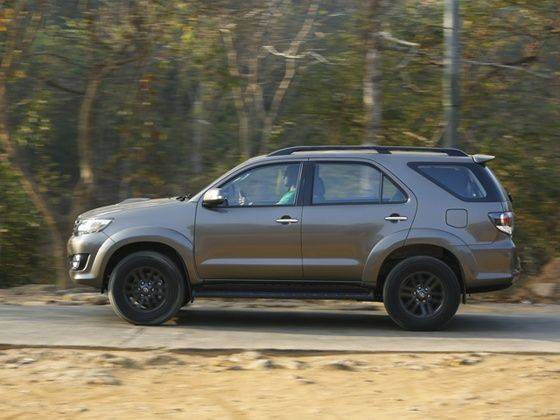 Toyota Fortuner 3.0 D-4D 4x4 Automatic Review - ZigWheels