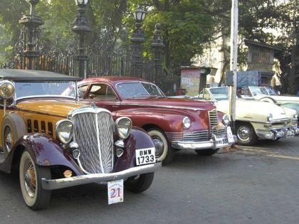 Vintage car rally in Mumbai on February 1