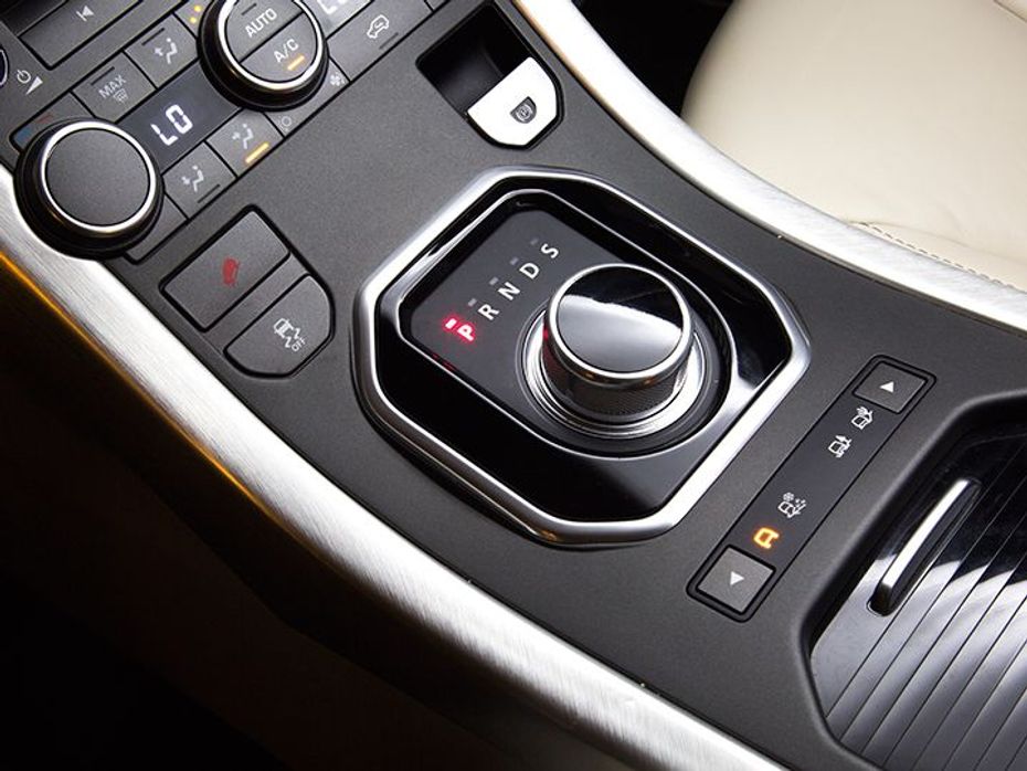 Range Rover Evoque review centre console