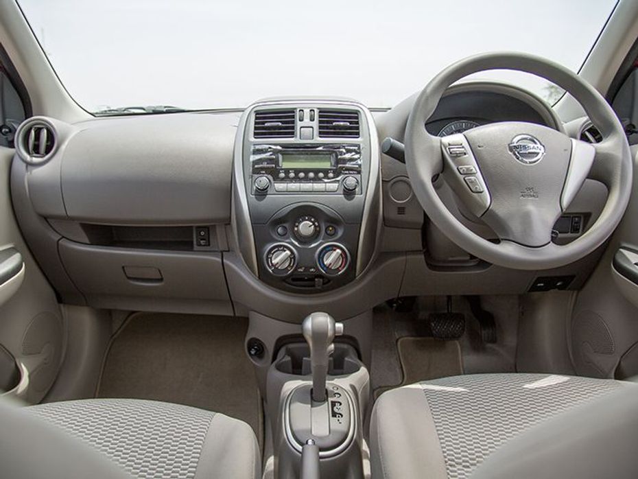 Nissan Micra CVT E-Shift interior