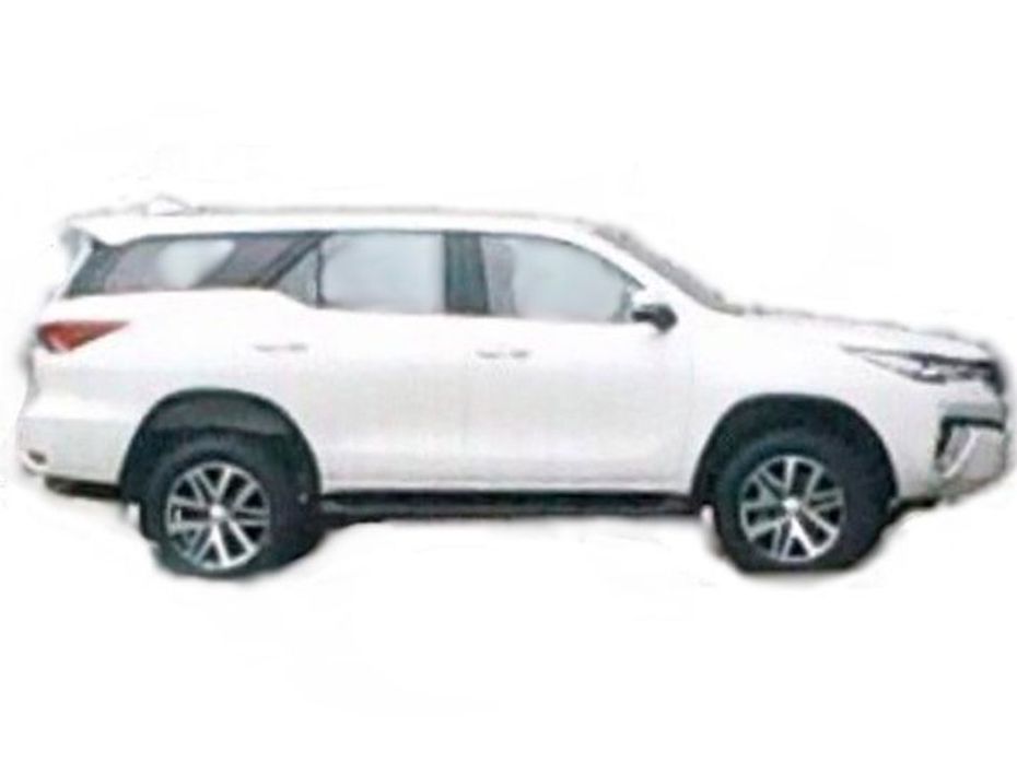 2016 Toyota Fortuner image leaked