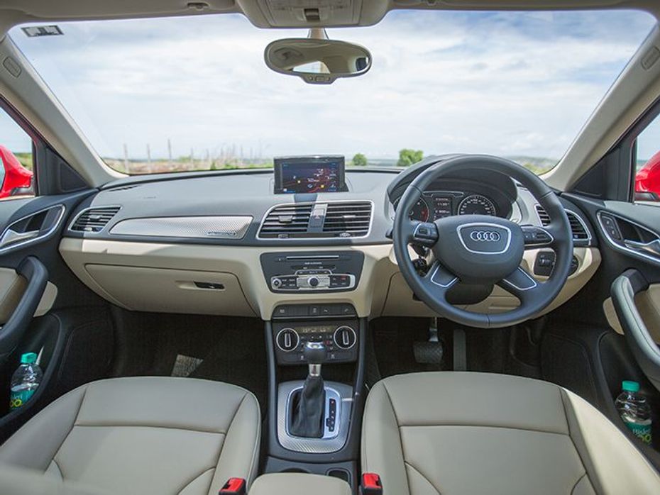 2015 Audi Q3 facelift interior