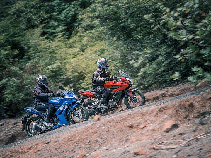 Bajaj Pulsar AS150 Vs Suzuki Gixxer SF Comparison Review - ZigWheels