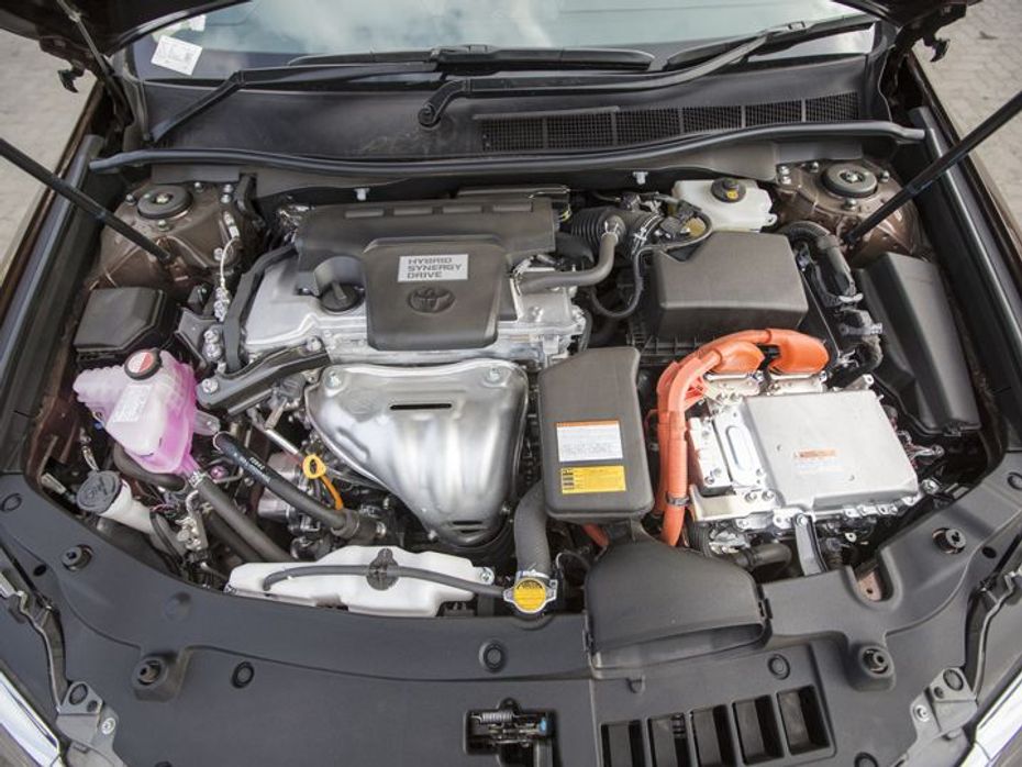 Toyota Camry Hybrid engine