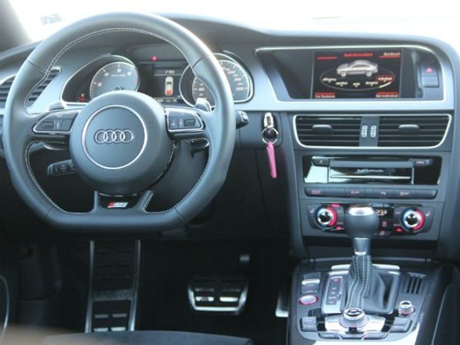 Audi S5 Sportback Review Picture dashboard
