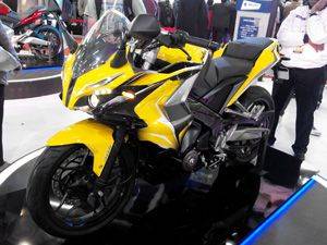 Bajaj pulsar 200 on sale rs mileage