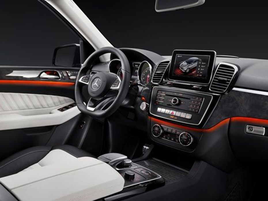 2016 Mercedes GLE interior