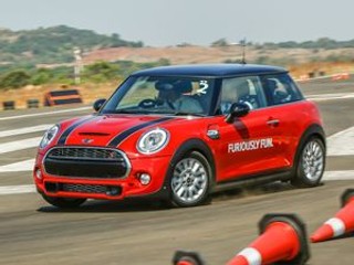 2015 Mini Cooper S 3-Door First review